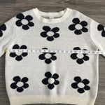 IJoah Oversized Flower Knit Crewneck Sweater Black Size‎ Small Photo 2