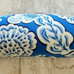 Vera Bradley  Clamshell Eyeglass Case Blue Floral - Flaw Photo 0