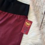Her Universe Wonder Woman  Capri Leggings Photo 1