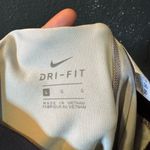 Nike  Pro Gray and Pink Leggings Dynamic Performance Wear Photo 4