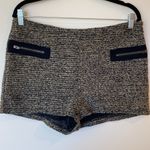 Ladakh  | Tweed Sparkly Shorts Metallic Gold Black Size 8 Photo 1