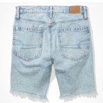 American Eagle  Boyfriend 90s Baggy Mid Thigh Denim Shorts / Indigo Blue, Size 6 Photo 2