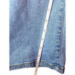 st. john's bay  Women's Light Wash Straight Leg Stretch Fit Denim Blue Jeans Sz 12‎ Photo 3
