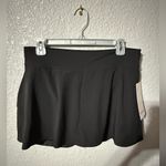 Lululemon Lightweight HR Tennis Skirt size 10 in black Photo 2