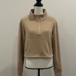 Senita Athletics Senita Cropped Sweatshirt Photo 0