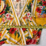 Flying Tomato Flying Tomato Yellow Floral Kimono Wrap Blouse V-Neck Cropped Size Large Photo 8