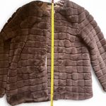 Chocolate Brown Faux Fur Grid Coat – Soft Plush Jacket, Size XS, Elegant & Cozy Photo 7