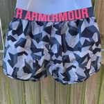 Under Armour semi-fitted heat gear lined running shorts Photo 1