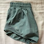 Lululemon Hotty Hot Short 2.5” Photo 0