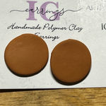 Women's IG Brown Polymer Clay Round Stud Earrings One Size Photo 2