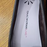 Isaac Mizrahi  Brown Loafers Tortoise Shell Button Size 6.5 Brown Preppy Shoes Photo 5