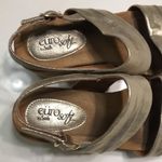 Euro Soft by Sofft Women’s Kahley Metallic Gold Strappy Cork Wedge Sandals Size 7.5 Photo 6