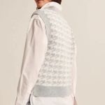 Abercrombie & Fitch V-Neck Sleeveless Sweater Vest Gray Houndstooth Size Small Photo 4