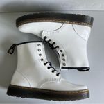 Dr. Martens  White Patent Leather Zavala Unisex Boot Size 9 or 8 #249 Photo 4