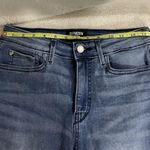 Denizen From Levi’s Women’s Size 29 High Rise Ankle Super Skinny Medium Wash Blue Photo 6