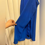 EXPRESS NWT beautiful bright blue long open sided blouse size XS Photo 4