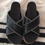 ZARA Slides Photo 0