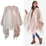 SOIA & KYO • Yadira Woven Scarfigan wrap shawl poncho scarf pink beige fringed Photo 1