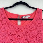 Jennifer Lopez Women's Coral/Pink Tank Top Sz Large Crochet/Eyelet Floral Design Photo 2