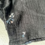 Ann Taylor  Black Blue Floral Embroidered Heavyweight Knit Tweed Shorts Pockets Photo 1