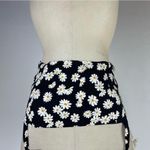 Reformation Daisy Chain Tie Shoulder Crop Photo 4