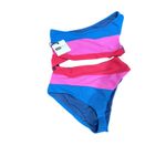 BEACH RIOT Joyce One Photo 2