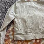 Lululemon  Cream Long Sleeve EBB to street Photo 1