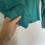 Tommy Bahama Golf & Tennis Womens Long Sleeve Quarter-Zip Top size small Photo 3