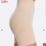 Spanx On Core Mid Thigh Short Soft Nude Medium Photo 2