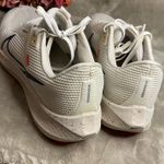 Nike Mens Air Zoom Pegasus 40 Road  Sneakers  Photo 2