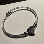 Women’s Silver Tone Cable Bangle Bracelet 7 1/4 Inch Letter / Initial B Heart Photo 5