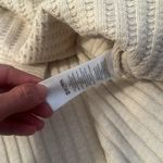 Urban Outfitters BDG  cream textured pull over top / crewneck sweater Sz small Photo 4