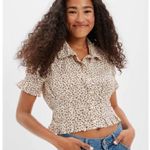 American Eagle  Short-Sleeve Button-Up Shirt Size Medium Photo 3