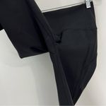 Lululemon  Anew Crop in Black 21” Size 4 Athletic Cropped Legging Photo 5