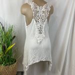 Ymi  White Sleeveless Lace Sharkbite Asymmetric Hem Drape Neck Top M Photo 3