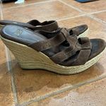 UGG  Tawnie brown suede espadrille wedges size 9 Photo 5