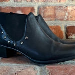 Munro Black Leather Ankle Boots, 8 Narrow Photo 0