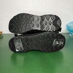 UGG  Adirondack Boot Patent (Black) Photo 5