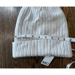 Aritzia NWT Main Character Snowflake Milk Beige Cream Beanie Winter Cozy Snow Photo 7