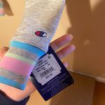 Champion Sweater Photo 4