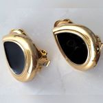Vintage Gold Tone Black Teardrop Clip Photo 2