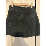 Free People Black Modern Love Suede Mini Skirt Size 2 With Back Zip Closure & Fr Photo 2