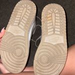 Nike Air Jordan 1  Mid Photo 3