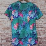 Reel Legends  | Succulent Pattern Activewear V-Neck Photo 4