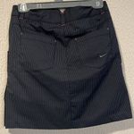 Nike  Tour Performance Dri-Fit Gray and black striped Golf skort size 2 Photo 9