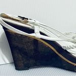 Cole Haan  SZ 8 White patent leather woven  Wedge Sandals Slingback Cork Gold Photo 5