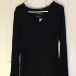 Lysse NWT ' #606 L/S V-NECK TOP. $88 Photo 4