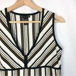 New York & Company Y2K White & Black Stripe Knit Tank Top M Size M Photo 2