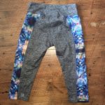LuLaRoe  peacock Capri workout Athleisure high impact leggings Photo 2