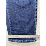 Shyanne Jeans Women's 39 Medium Wash Blue Embroidered Pockets boot cut Photo 5